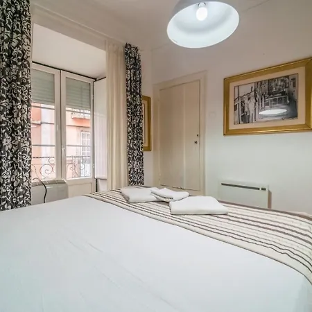 2br In Bairro Alto - | By Airnest Appartement